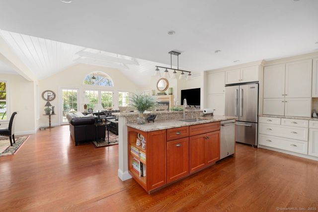 53 Westwood Drive, Groton, CT 06340