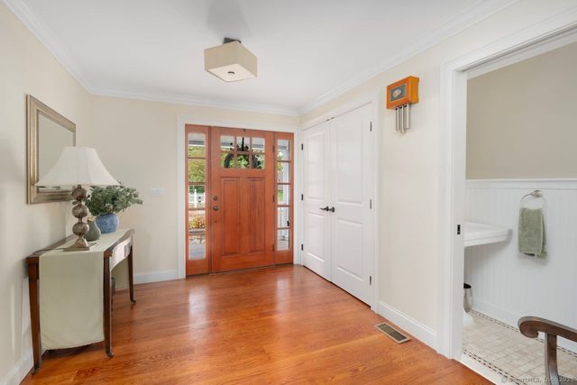 53 Westwood Drive, Groton, CT 06340