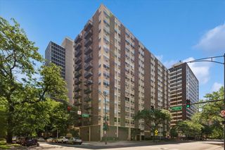 3033 N Sheridan Road 601, Chicago, IL 60657