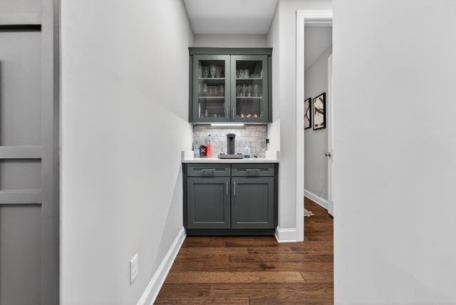 408 TENDER OAKS LN N, Collierville, TN 38017