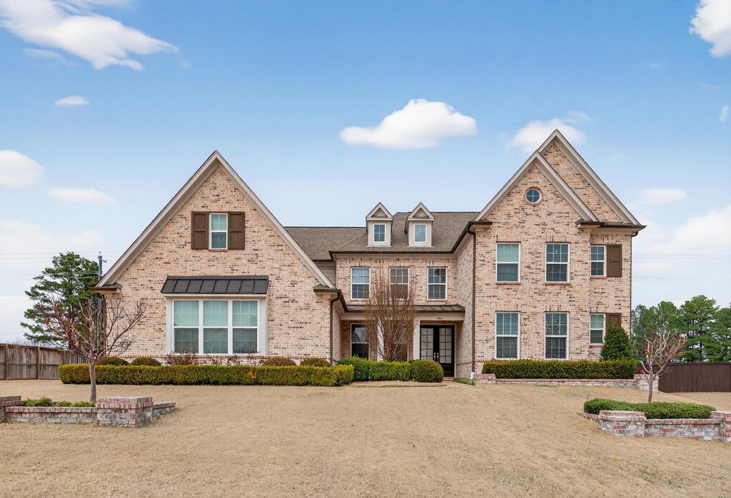 408 TENDER OAKS LN N, Collierville, TN 38017