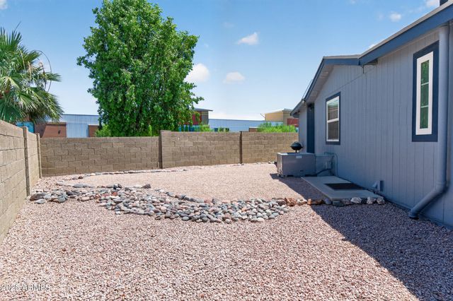 5735 E MCDOWELL Road 16, Mesa, AZ 85215