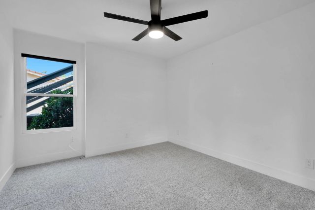5915 Madra, San Diego, CA 92120