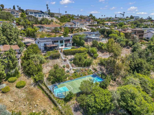 5915 Madra, San Diego, CA 92120