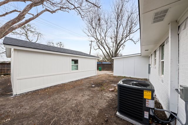 1831 Lee Street, Mesquite, TX 75149