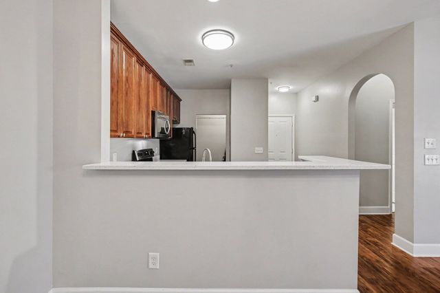 7233 Althorp Way Apt S1, Nashville, TN 37211
