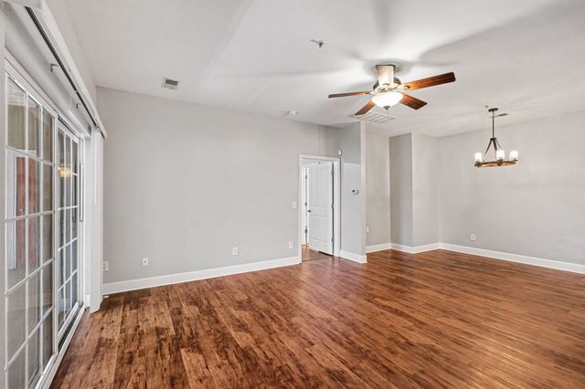 7233 Althorp Way Apt S1, Nashville, TN 37211