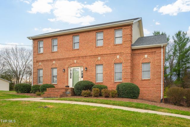 285 Chesterfield Drive, Kingsport, TN 37663