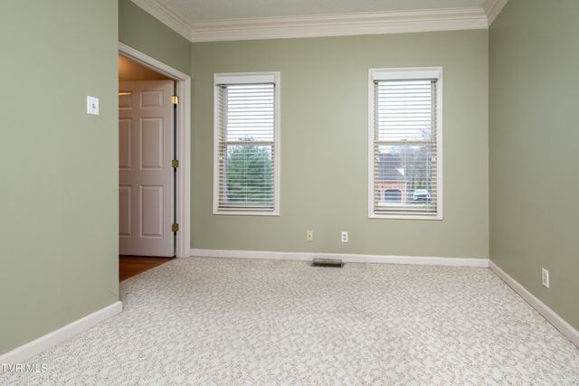 285 Chesterfield Drive, Kingsport, TN 37663