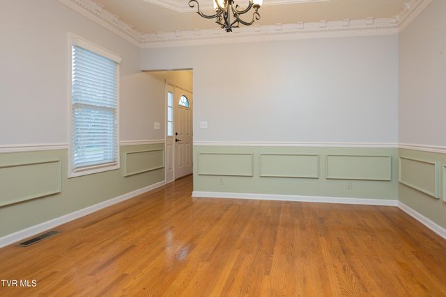 285 Chesterfield Drive, Kingsport, TN 37663