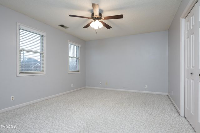 285 Chesterfield Drive, Kingsport, TN 37663