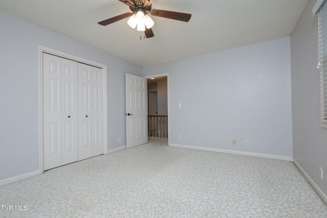 285 Chesterfield Drive, Kingsport, TN 37663