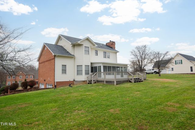 285 Chesterfield Drive, Kingsport, TN 37663