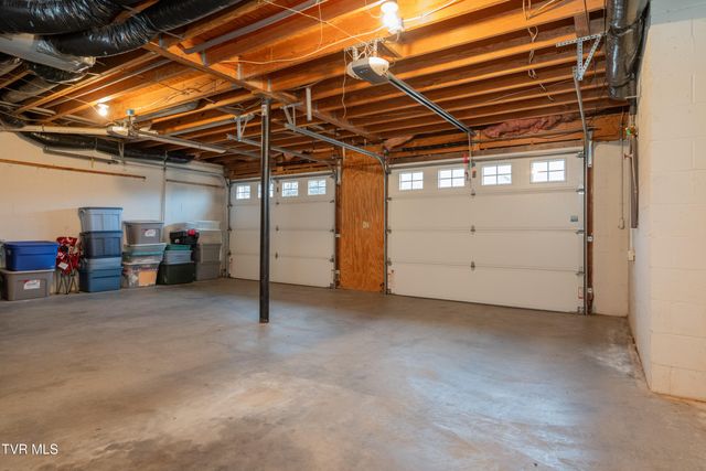 285 Chesterfield Drive, Kingsport, TN 37663