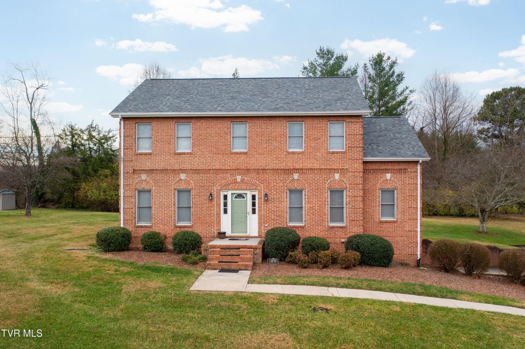 285 Chesterfield Drive, Kingsport, TN 37663