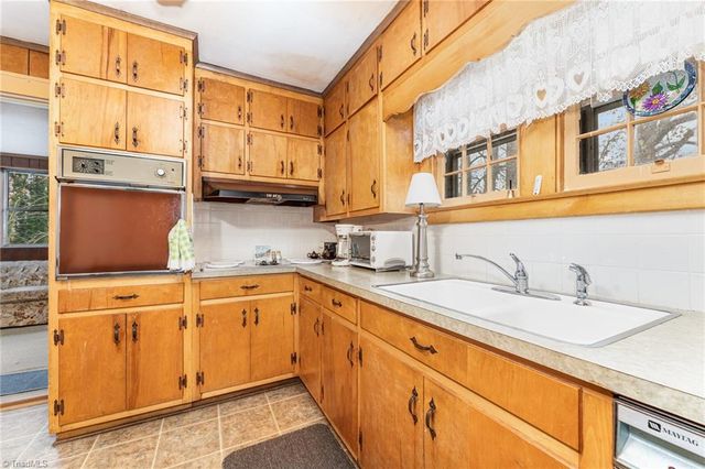 10675 NC Highway 89 W, Westfield, NC 27053