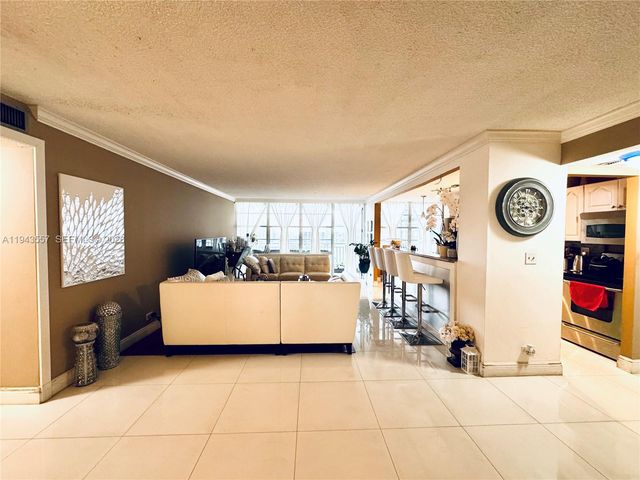 301 174th Street 2201, Sunny Isles Beach, FL 33160