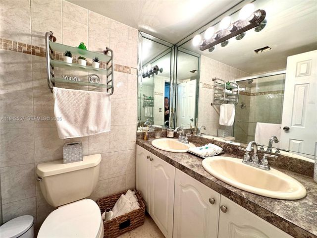 301 174th Street 2201, Sunny Isles Beach, FL 33160