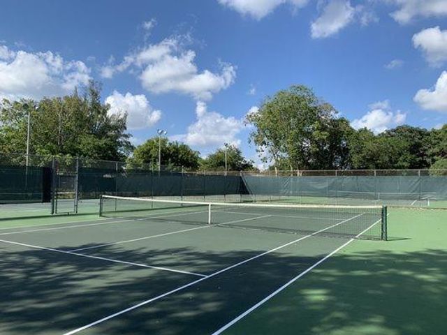 1721 Whitehall Drive 102, Davie, FL 33324