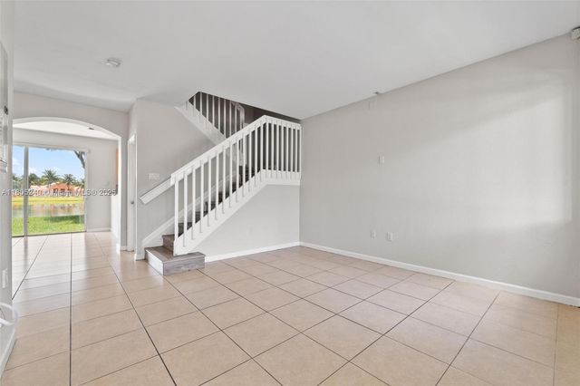 1458 SE 24th Ct 353, Homestead, FL 33035
