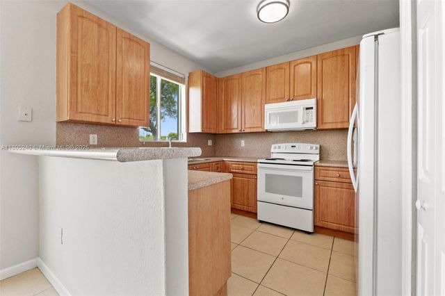 1458 SE 24th Ct 353, Homestead, FL 33035