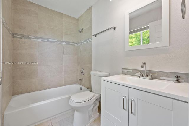 1458 SE 24th Ct 353, Homestead, FL 33035