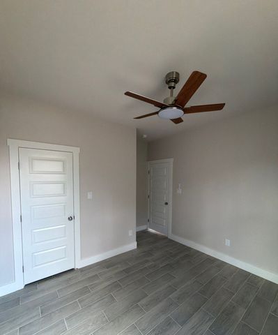 5621 San Jacinto Drive, Granbury, TX 76048