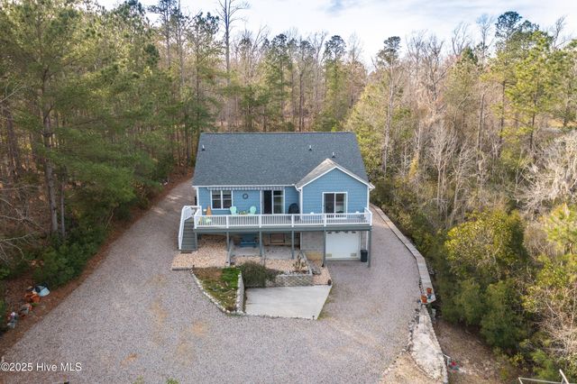 119 Bluff Road, Chocowinity, NC 27817