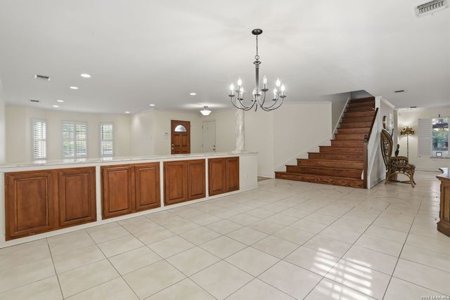 16426 Hillview Pass Dr, San Antonio, TX 78247
