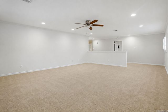 16426 Hillview Pass Dr, San Antonio, TX 78247
