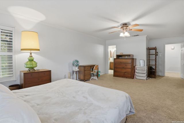 16426 Hillview Pass Dr, San Antonio, TX 78247