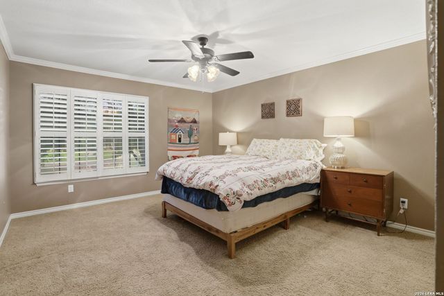 16426 Hillview Pass Dr, San Antonio, TX 78247