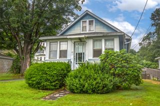15 Oak St, West Springfield, MA 01089