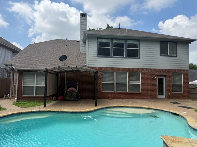 1933 Parktree Drive, Arlington, TX 76001