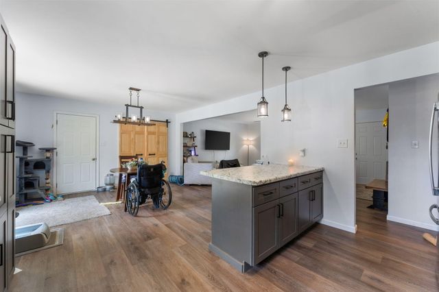 10370 N 477 E, Demotte, IN 46310