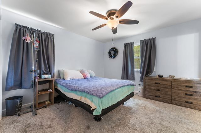 10370 N 477 E, Demotte, IN 46310