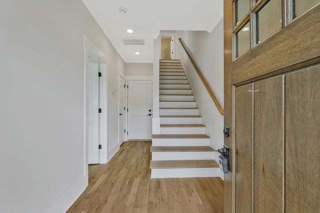 5321 California Ave, Nashville, TN 37209