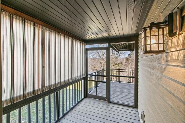 W14116 Selwood Drive, Prairie Du Sac, WI 53578