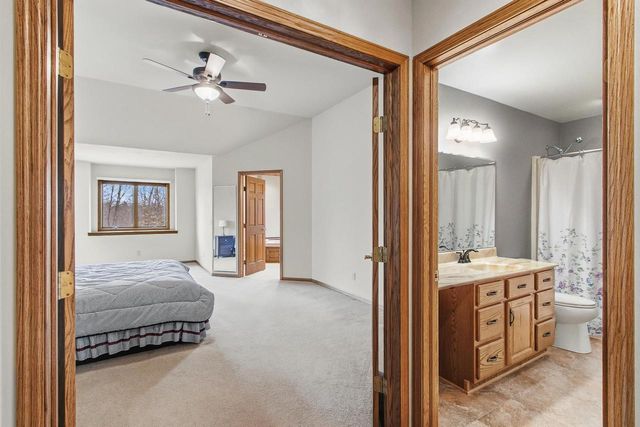 W14116 Selwood Drive, Prairie Du Sac, WI 53578