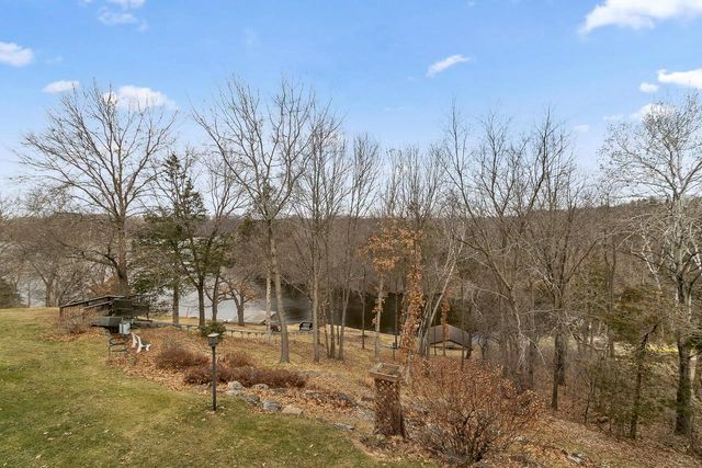 W14116 Selwood Drive, Prairie Du Sac, WI 53578