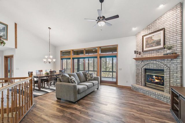 W14116 Selwood Drive, Prairie Du Sac, WI 53578