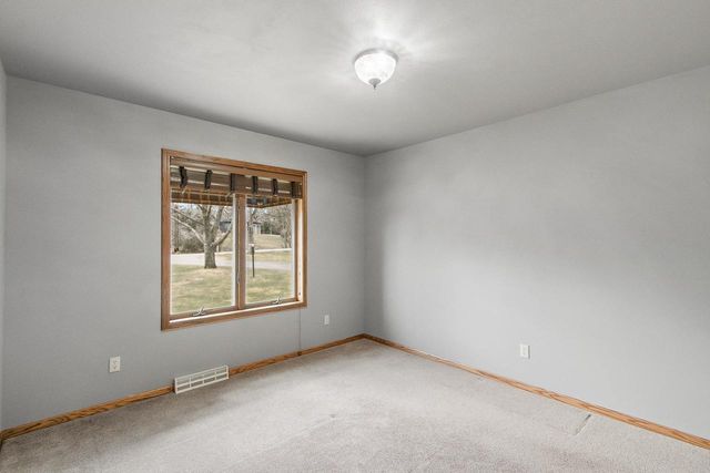 W14116 Selwood Drive, Prairie Du Sac, WI 53578