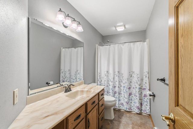 W14116 Selwood Drive, Prairie Du Sac, WI 53578