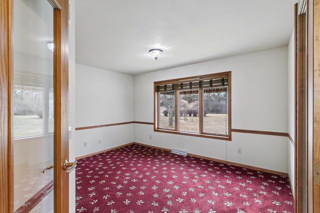 W14116 Selwood Drive, Prairie Du Sac, WI 53578