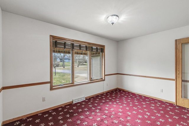 W14116 Selwood Drive, Prairie Du Sac, WI 53578