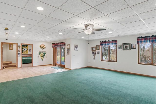 W14116 Selwood Drive, Prairie Du Sac, WI 53578