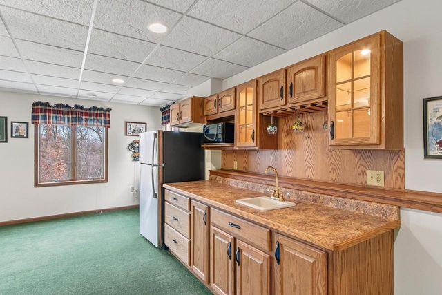 W14116 Selwood Drive, Prairie Du Sac, WI 53578