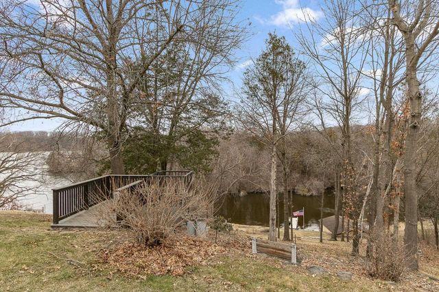 W14116 Selwood Drive, Prairie Du Sac, WI 53578