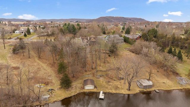 W14116 Selwood Drive, Prairie Du Sac, WI 53578