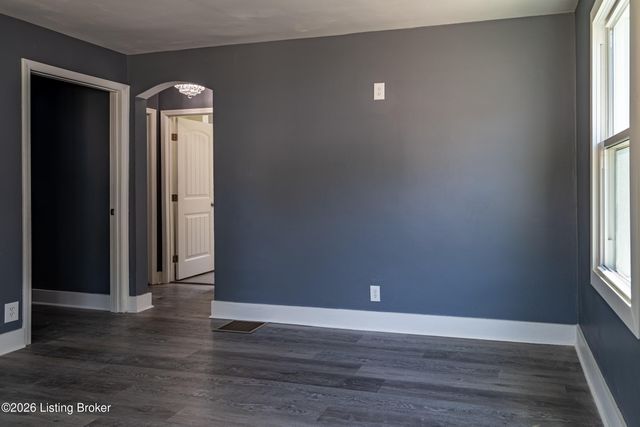 2806 Wyandotte Ave, Louisville, KY 40210